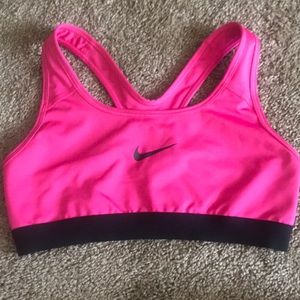 nike sports bra